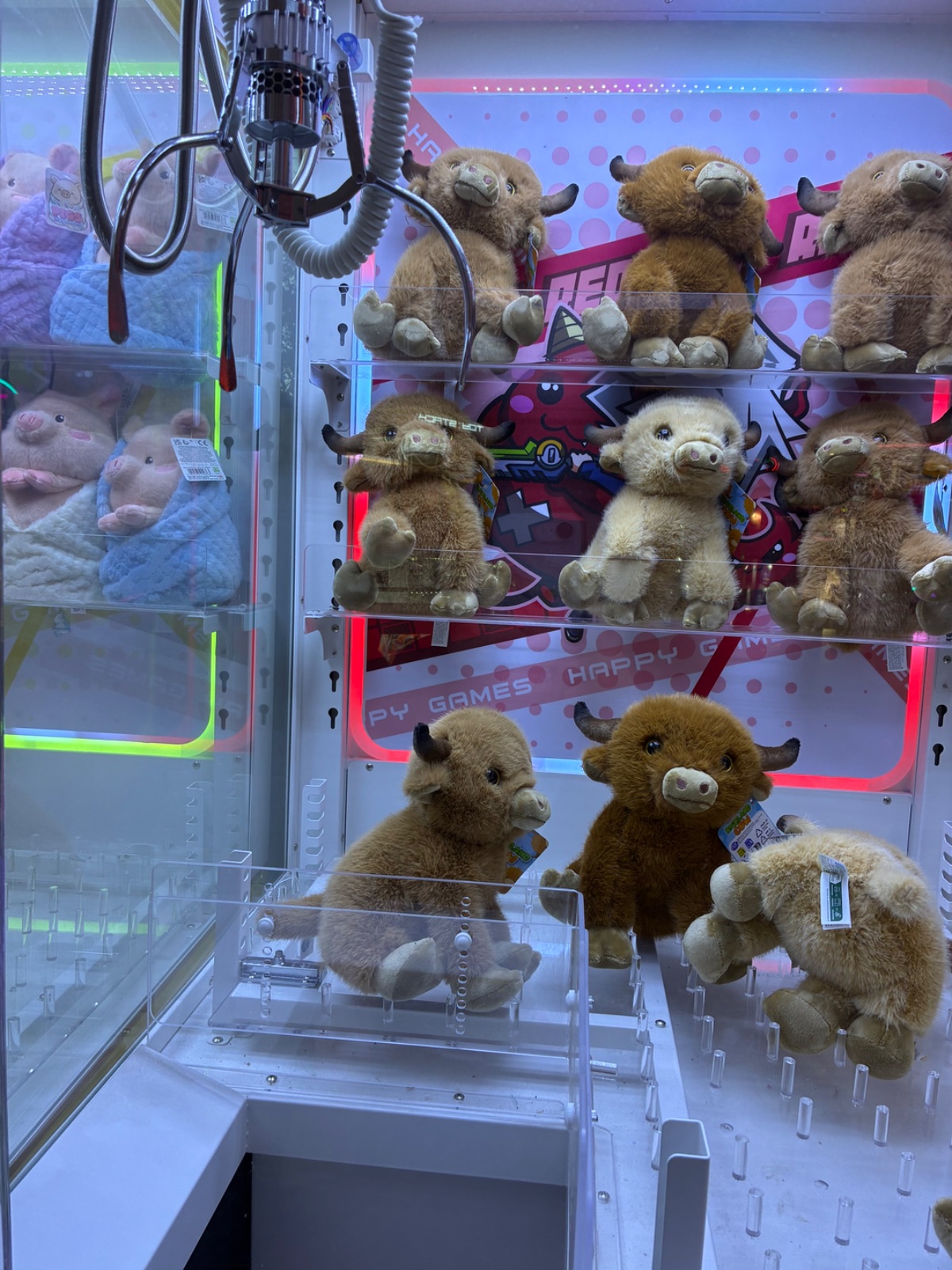Claw machines at Stardust Amusements in Hopton, England