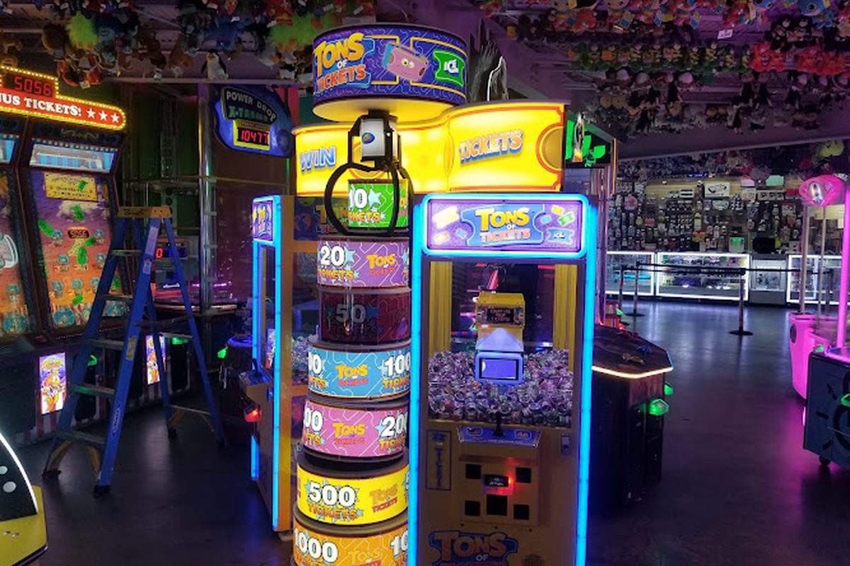 Claw machines at Arcadia in Gatlinburg, Tennessee