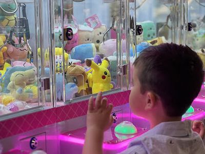 Boba Stop & Mini Claw Arcade claw machine venue in Boise, Idaho