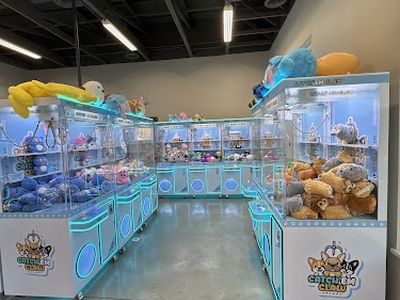 Catch'em Claw Arcade claw machine venue in Oklahoma City, Oklahoma