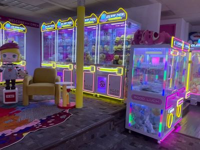 Claw Den claw machine venue in Denver, Colorado