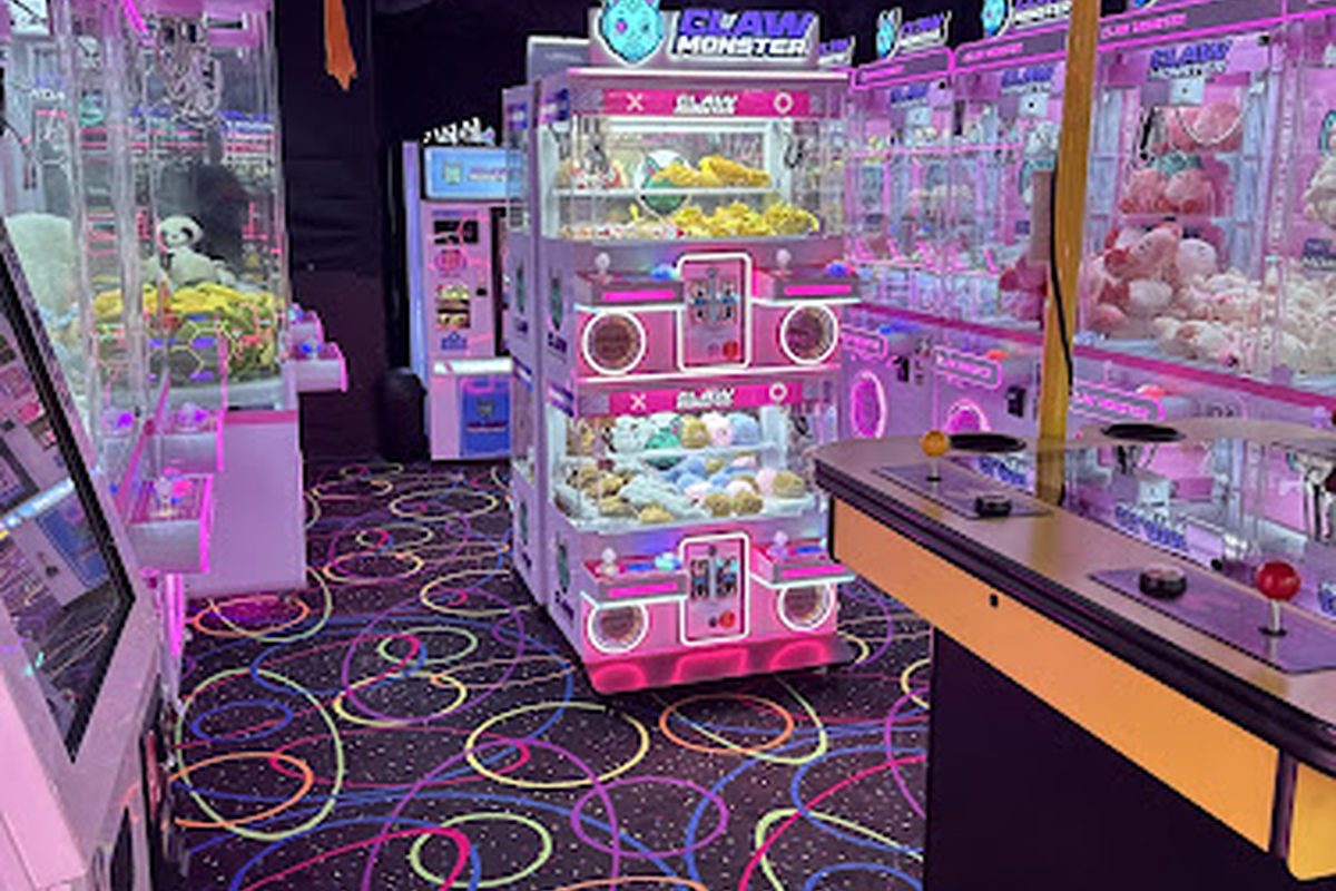 Claw Monster Arcade, a claw machine venue in Milwaukie, Oregon