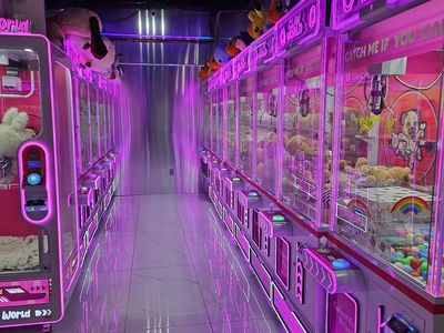 Claw World claw machine venue in Las Vegas, Nevada