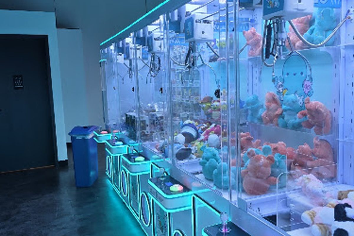 Claw World, a claw machine venue in Maple Grove, Minnesota