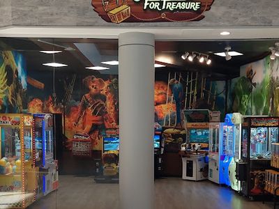 Clawing for Treasure claw machine venue in Mesa, Arizona