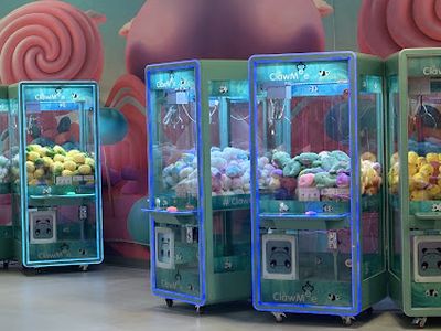 Claw machines at ClawMee (Saint-Hyacinthe) in Saint-Hyacinthe, Quebec