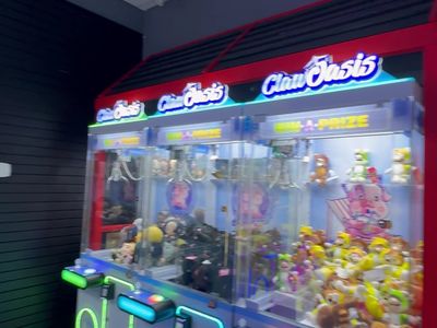 ClawOasis - Layton Hills Mall claw machine venue in Layton, Utah