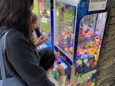 Clawsome claw machine venue in Northridge, California