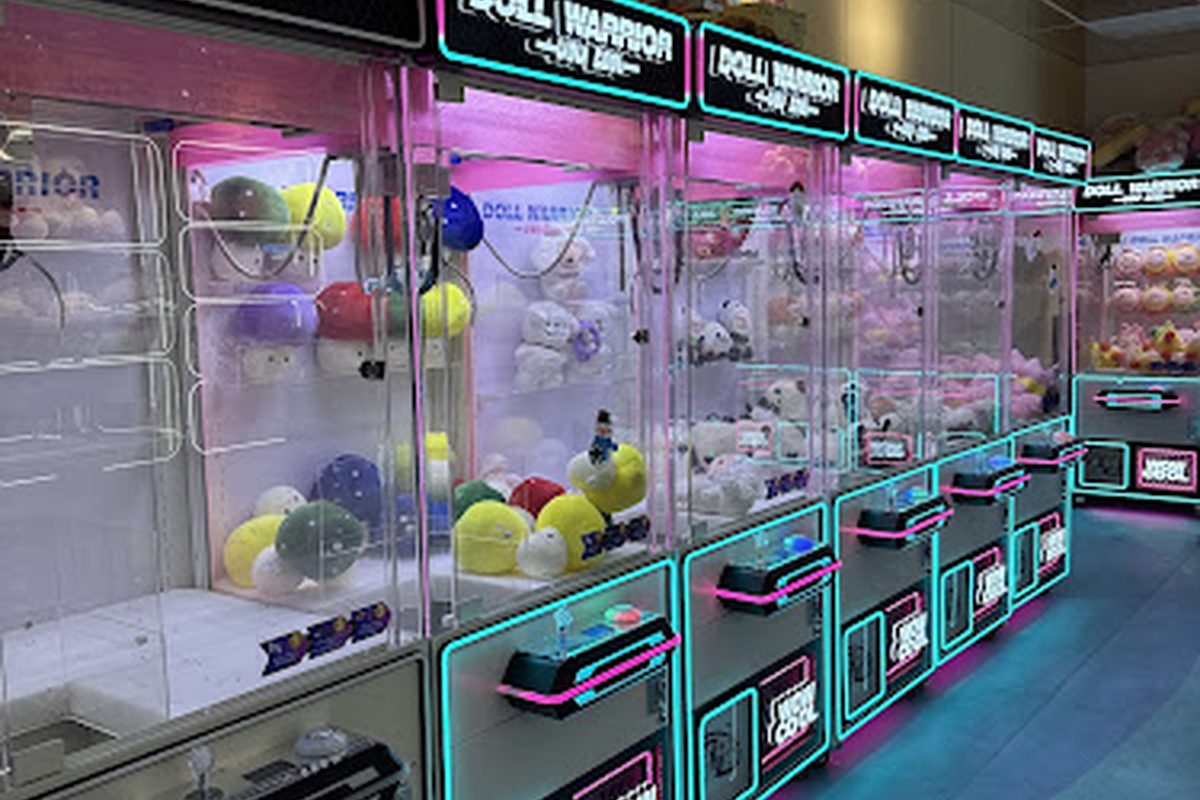 Clawtopia (Doll Warrior Claw), a claw machine venue in Las Vegas, Nevada