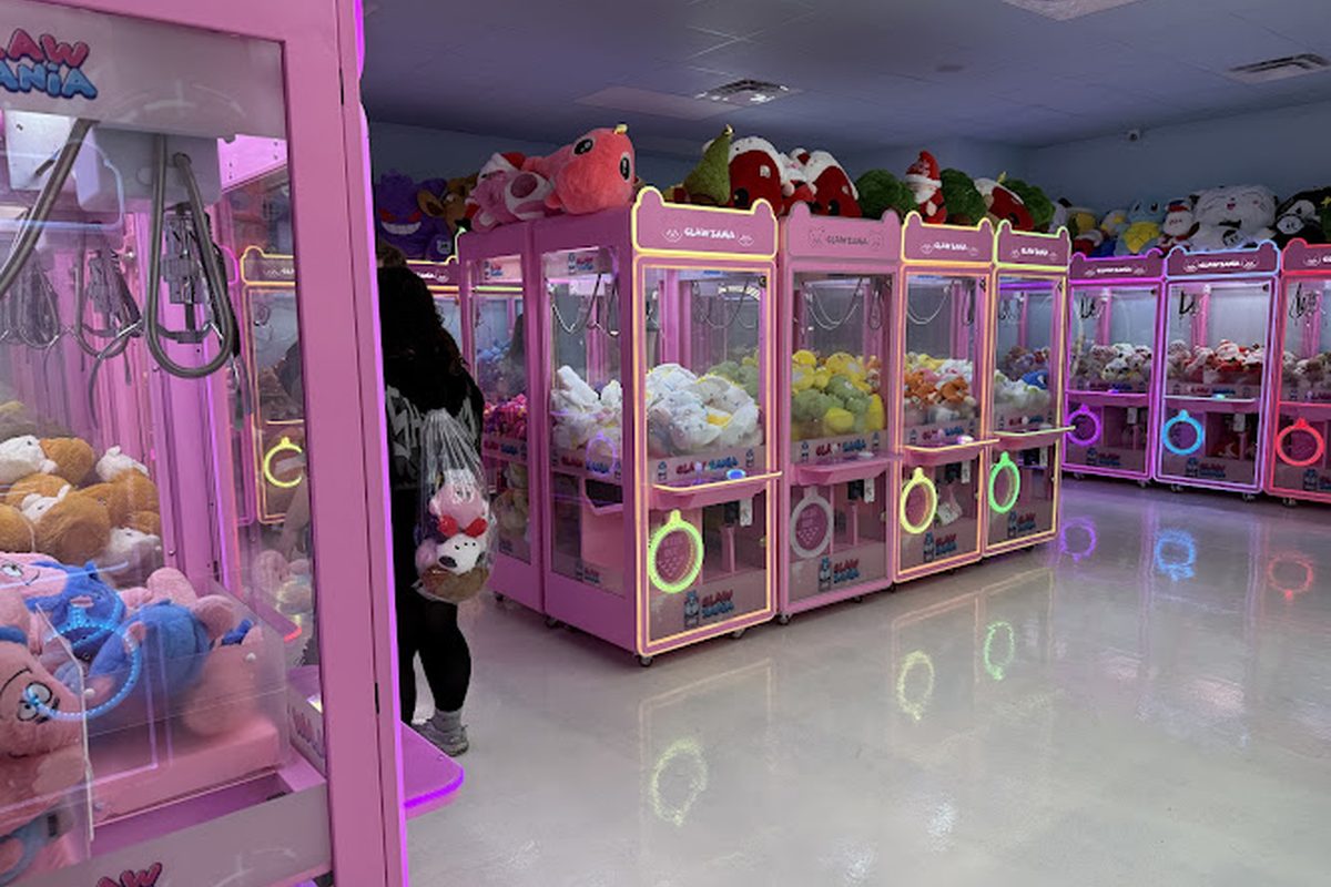 ClawZania Carrollton, a claw machine venue in Carrollton, Texas