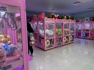 ClawZania Carrollton claw machine venue in Carrollton, Texas