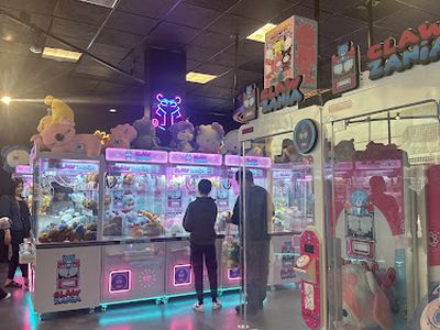 ClawZania El Paso claw machine venue in El Paso, Texas