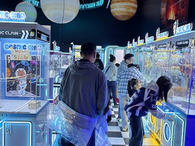 Cosmic Claw Arcade claw machine venue in Elk Grove, California