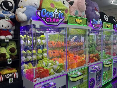 DragonClaw - Claw Machine Arcade claw machine venue in Converse, Texas