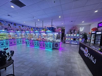 Happy Claw Arcade claw machine venue in Turlock, California