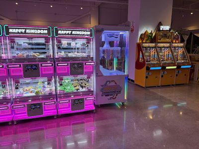 Claw machines at Happy Kingdom Lawrence in Scarborough, Ontario