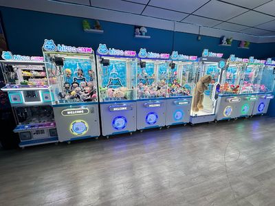 Hippo Claw Machine claw machine venue in Corpus Christi, Texas