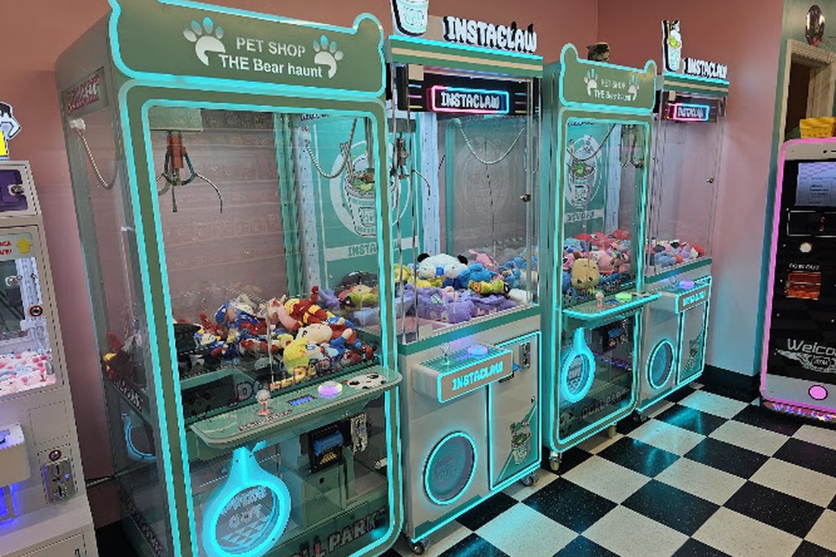 Instaclaw, a claw machine venue in Union, New Jersey