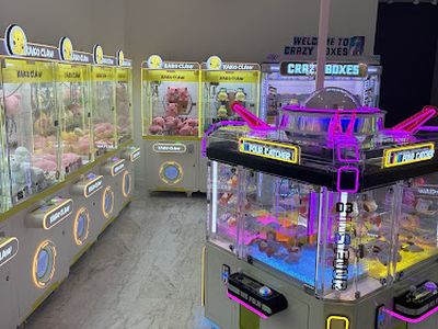 Kako Claw claw machine venue in Springfield, Virginia