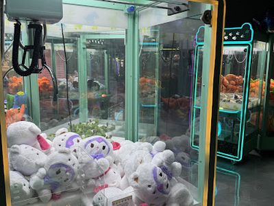 Claw machines at KomiKlaw in Montreal, Quebec