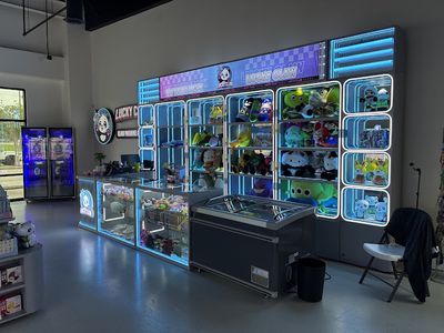 Lucky Claw claw machine venue in Prairieville, Louisiana