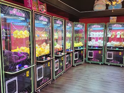 Claw machines at Monoko in Thornhill, Ontario