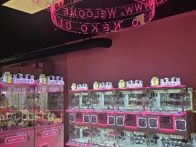 Neko Clawww claw machine venue in Roseville, Minnesota