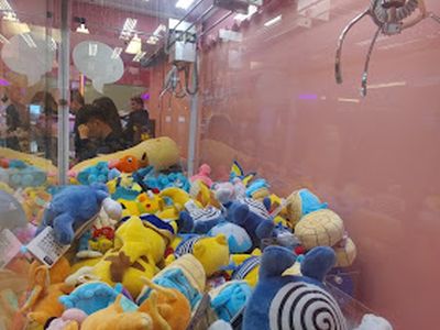 Claw machines at Octmon in Richmond, British Columbia