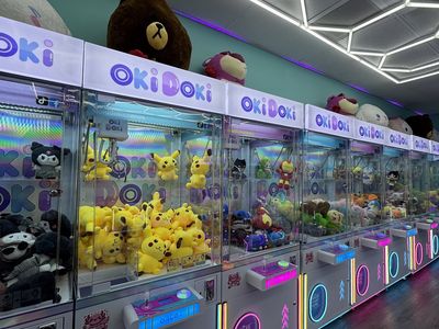 Oki Doki Cranes claw machine venue in Garden Grove, California