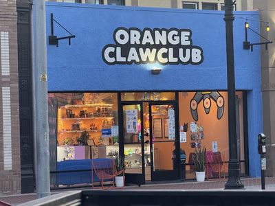 Orange Claw Club claw machine venue in Santa Ana, California