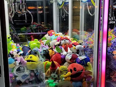 Claw machines at Pinky's Revenge in Greer, South Carolina
