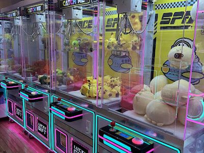 Claw machines at Play Parlor in Brooklyn, New York