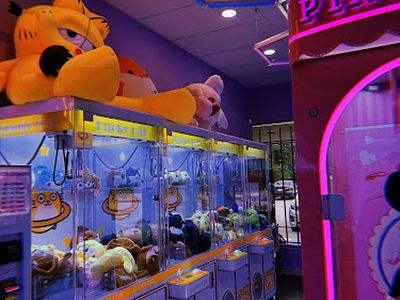 The Claw Arcade, The Claw Mobile claw machine venue in Houston, Texas