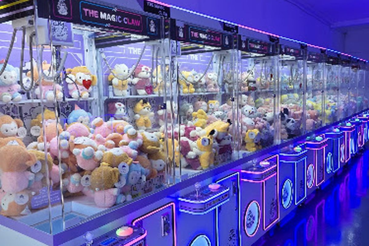 The Magic Claw, a claw machine venue in San Bernardino, California