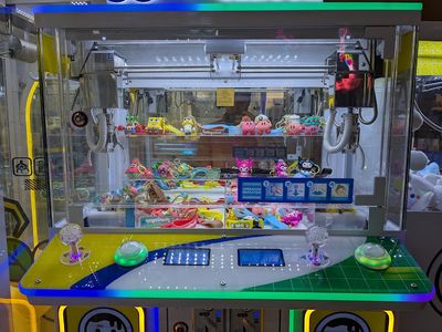 Claw machines at Unbelibubble Ekiben Doraville in Doraville, Georgia