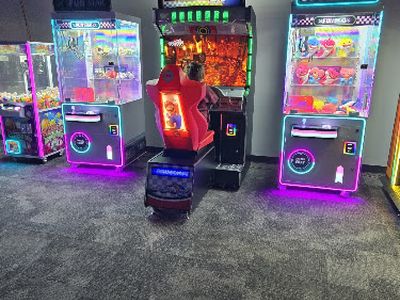 Claw machines at Yum Yum Fun in Plymouth, Pennsylvania